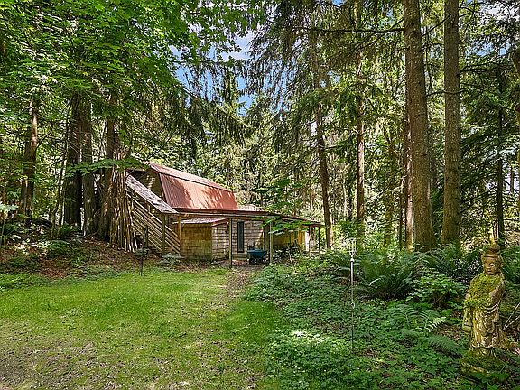 3rd image of 3716 274th Ave SE