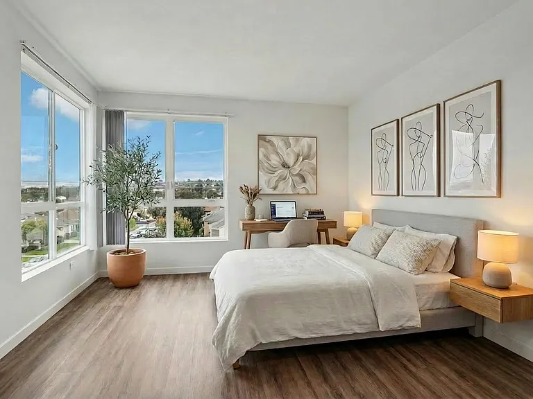 Cloud Nine Luxury Apartments — Photo 21