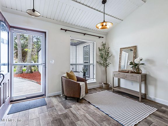 5th image of 3569 BALLESTERO Drive S