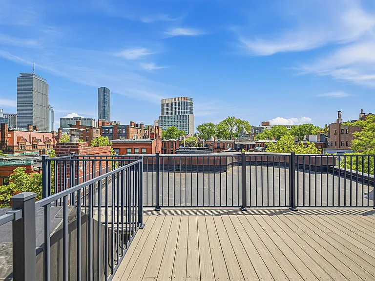 431 Marlborough St #3 — Photo 38