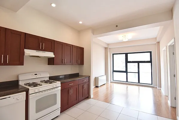 Rented by Bohemia Realty Group | media 34