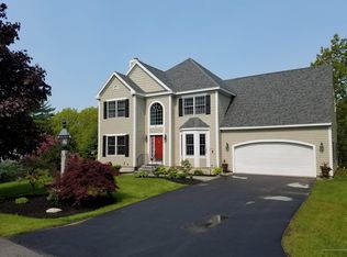 49 Graystone Ln, Portland, ME 04103