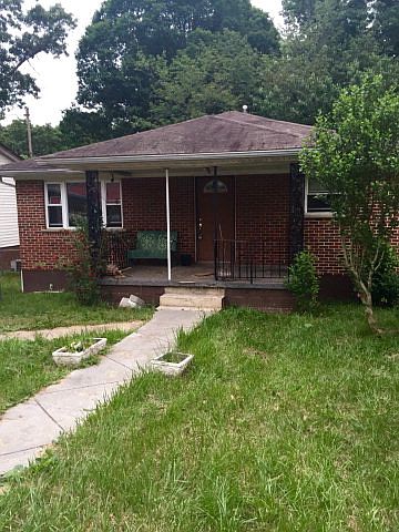 1st image of 140 Broadway Ave