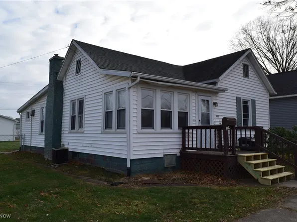 308 S 7th St, Byesville, OH 43723