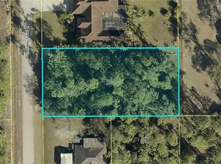 802 Columbus Ave, Lehigh Acres, FL 33972