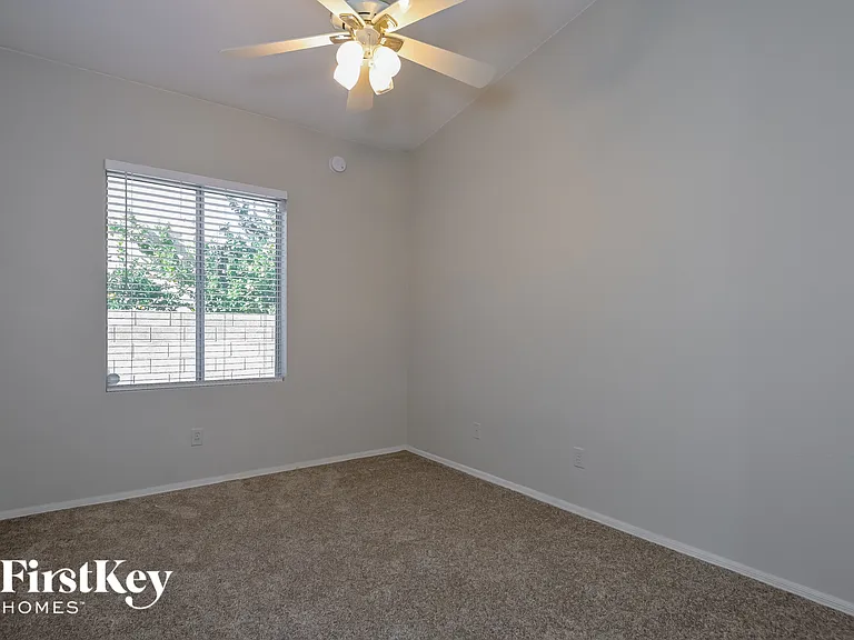 7640 W Summer Sky Dr — Photo 10