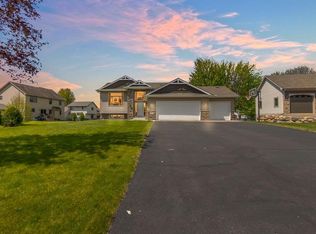 4065 Jasmine Ct NE, Saint Michael, MN 55376