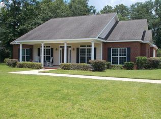 298 Carrington Cir, Thomasville, GA 31757