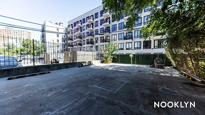 Rented by Nooklyn NYC LLC | media 18