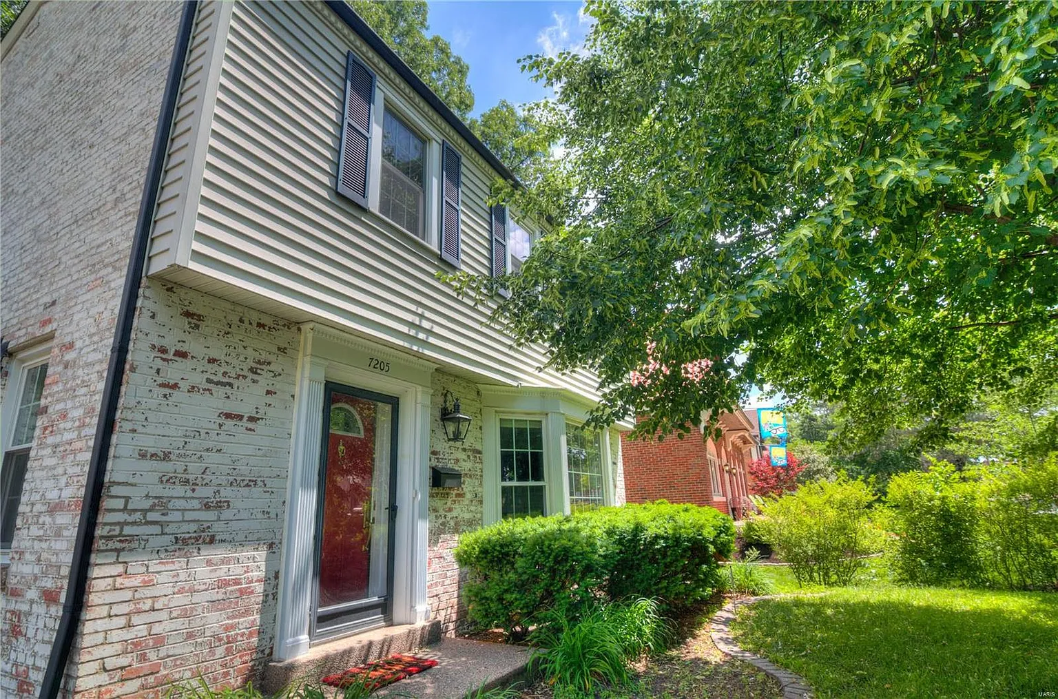 7205 Forsyth Blvd photo 1