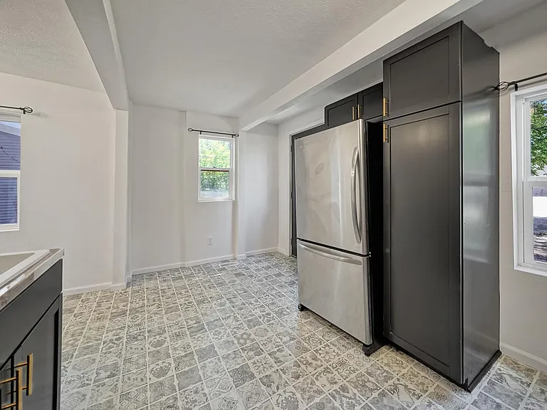 4209 Touzalin Ave — Photo 7