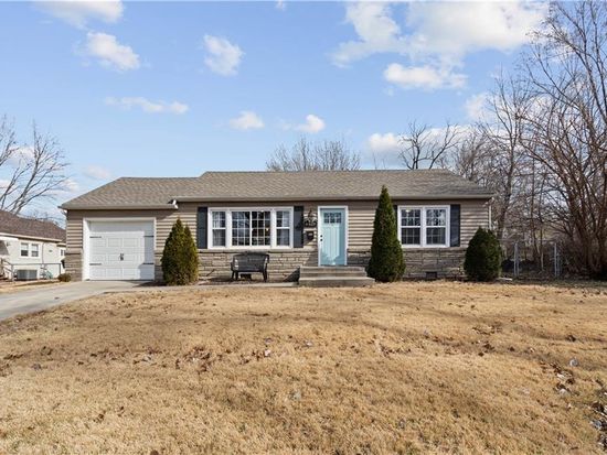 6439 Melrose Ln, Shawnee, KS 66203