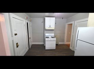 33 Harbor St APT 2R, Salem, MA 01970