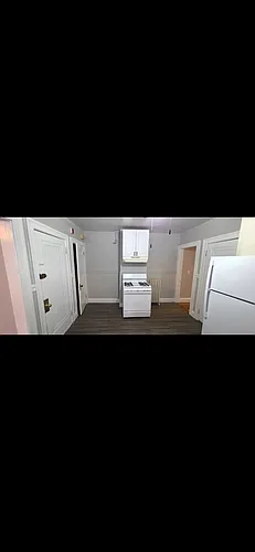 33 Harbor St Photo 1