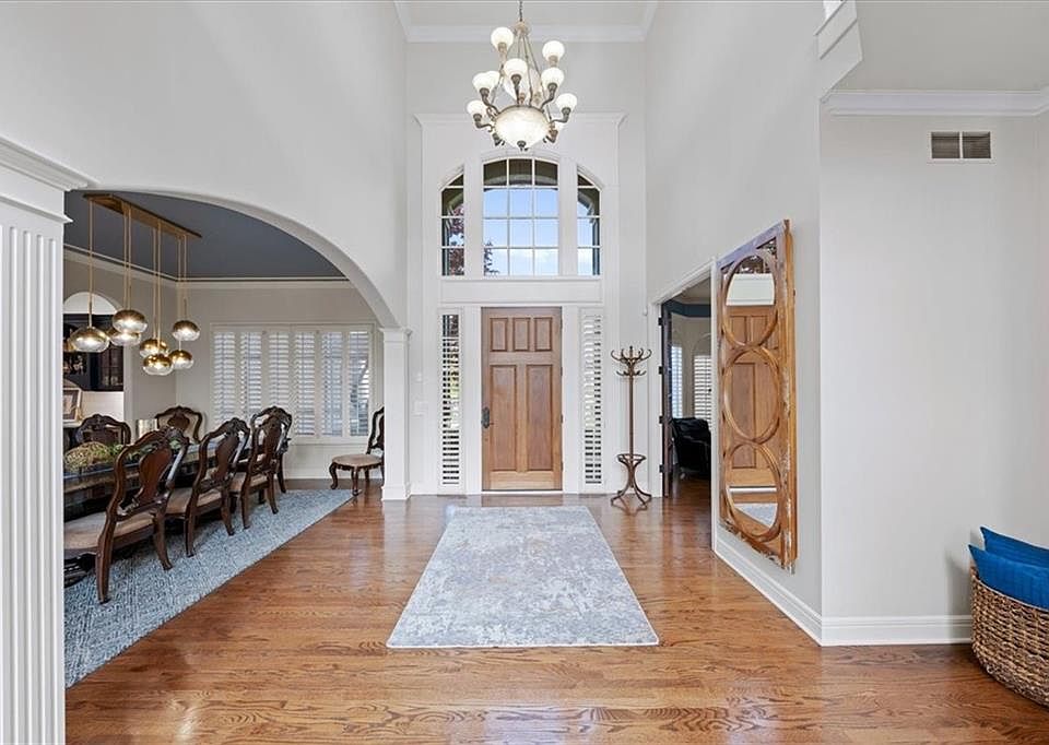 15405 Knox St, Overland Park, KS 66221 | MLS #2614624 | Zillow