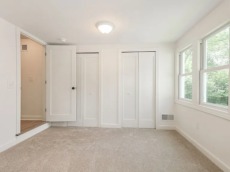 27011 Normandy Rd — Photo 14