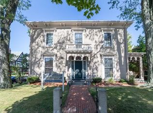 106 Mount Auburn St APT 2, Watertown, MA 02472