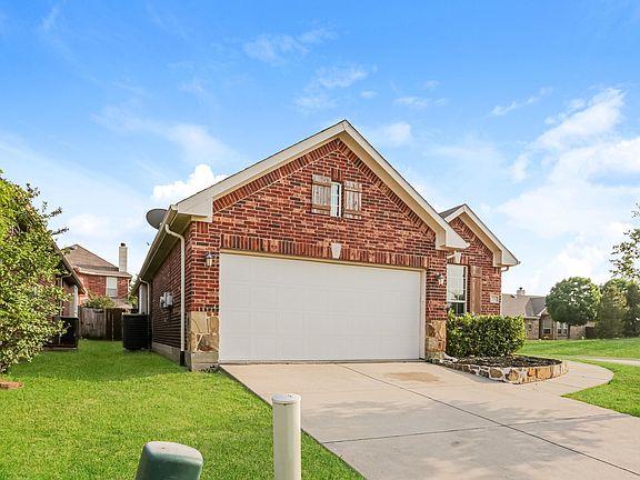 2nd image of 15910 Crosslake Ct