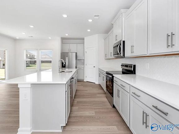 3rd image of 117 Gypsy Way