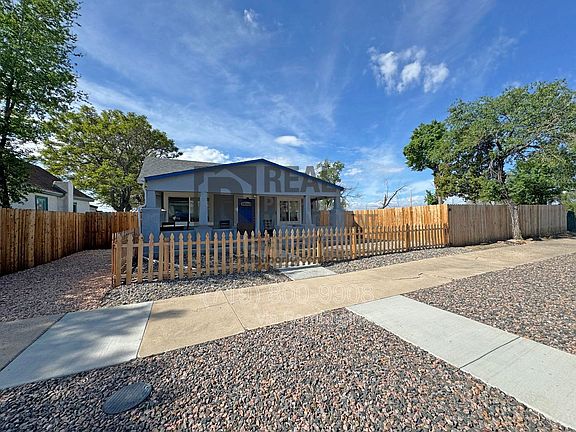 2nd image of 1012 W 11th St