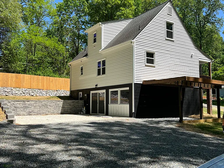 6432 Ware Rd — Photo 3