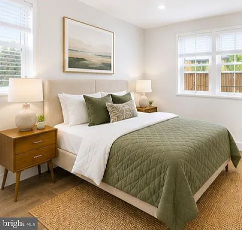 3 bed, 1.5 bath, 740 sqft, $4,750 — Photo 3