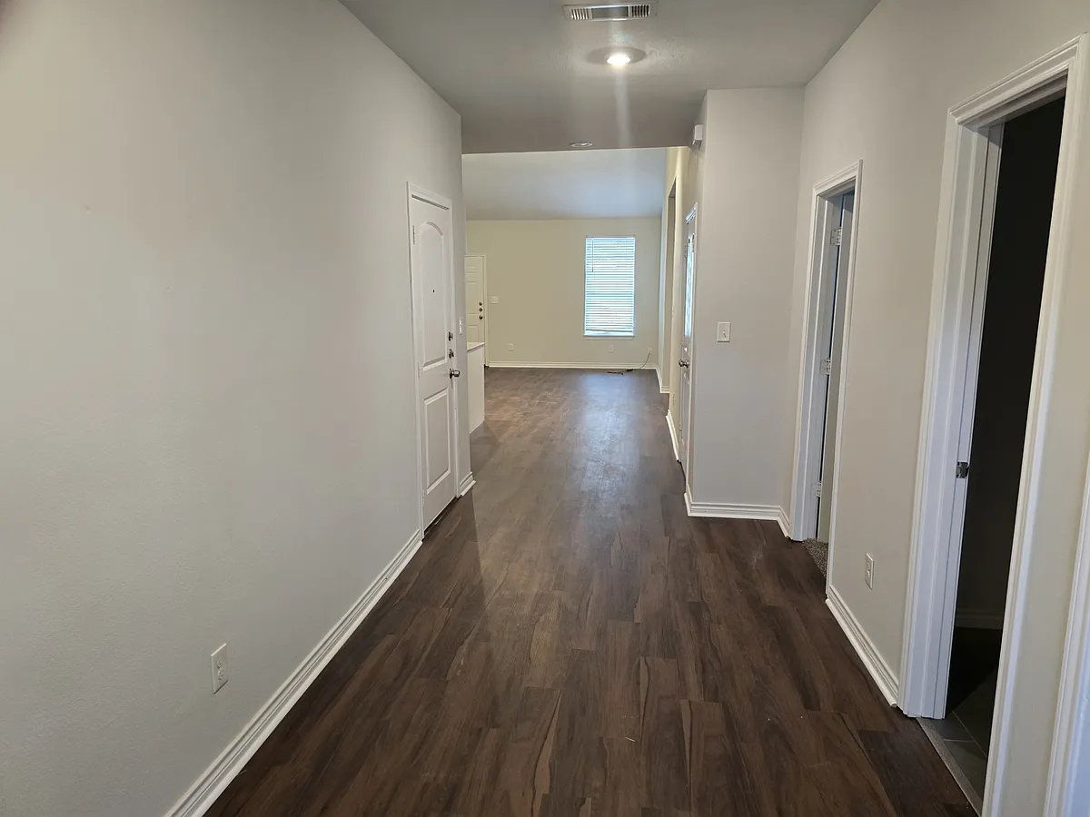 Building Photo - 8083 County Road 436