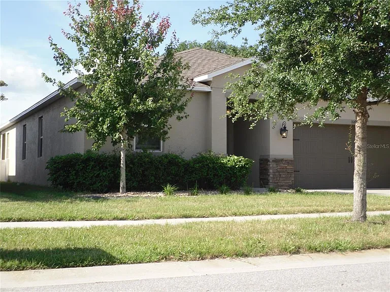 10638 Laguna Plains Dr — Photo 4