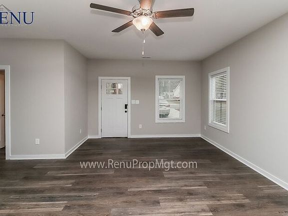 3rd image of 390 E 24th St