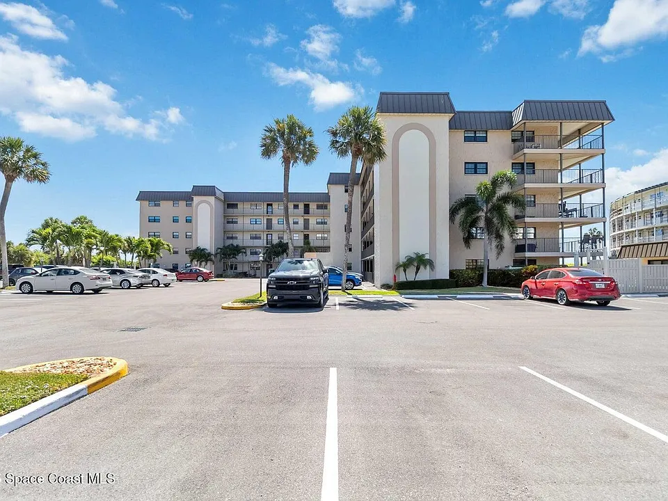 4100 Ocean Beach Blvd #307