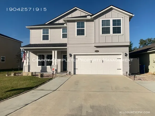 2648 Salt Lake Dr, Jacksonville, FL 32211