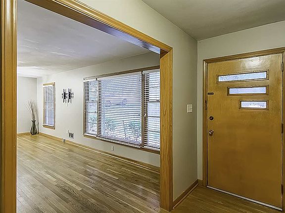 2nd image of 257 Holly Dr