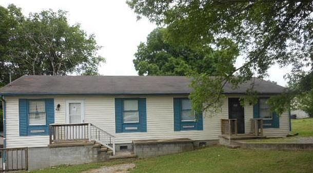 1st image of 116 Brush Hill Ct