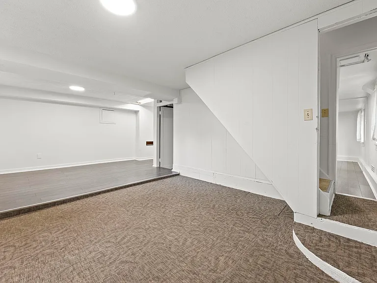 4736 Knight St — Photo 21