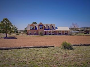 6 El J Way, Edgewood, NM 87015