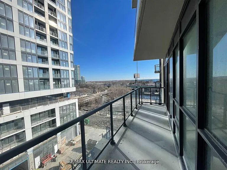 49 E Liberty St #601 — Photo 17