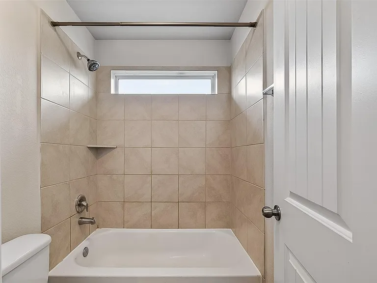 25048 Adams Canyon Dr — Photo 41