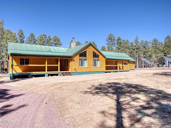 3rd image of 9222 Holly Ln