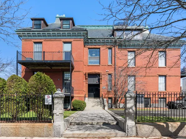 110 O St APT 3, South Boston, MA 02127