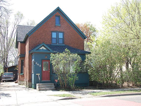 2nd image of 342 Saint Clair Ave