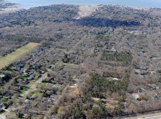 51 N Quarter Rd, Westhampton, NY 11977