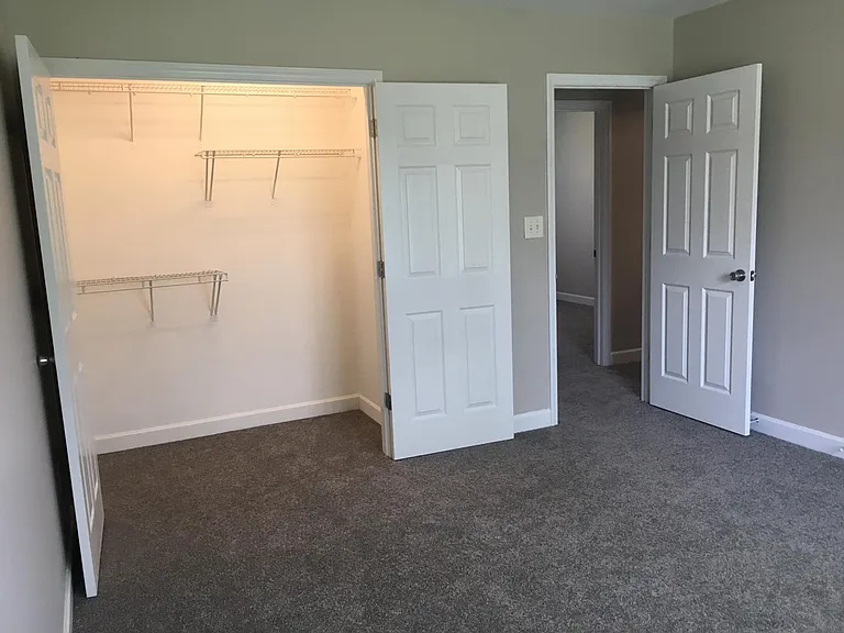 520 Smith St — Photo 3