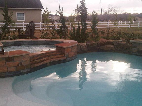 2nd image of 7302 Savannah Glen Ln