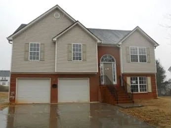 45 Trelawney Ln photo 1
