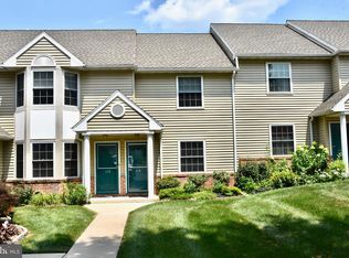 114 Primrose Ln, Sinking Spring, PA 19608