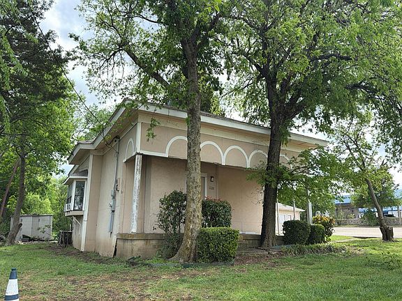3rd image of 1120 W Beltline Rd