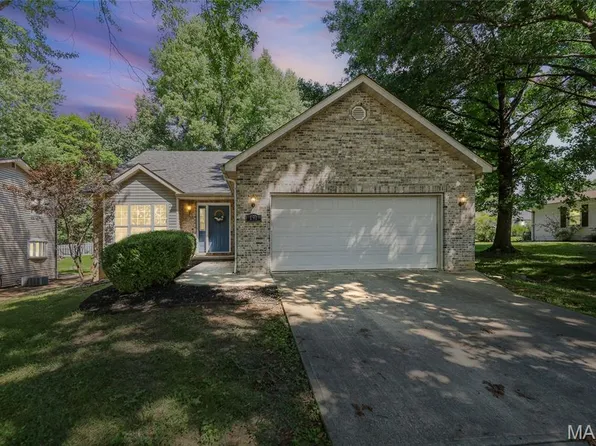 191 Shore Dr SW, Edwardsville, IL 62025