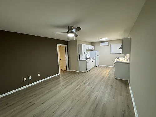 109 Avondale St Photo 1