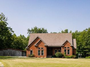 200 Tug Branch Rd, Clay City, KY 40312