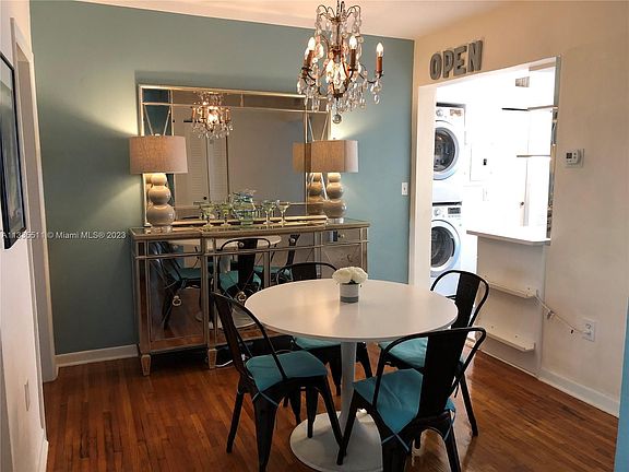 4th image of 915 8th St APT 102